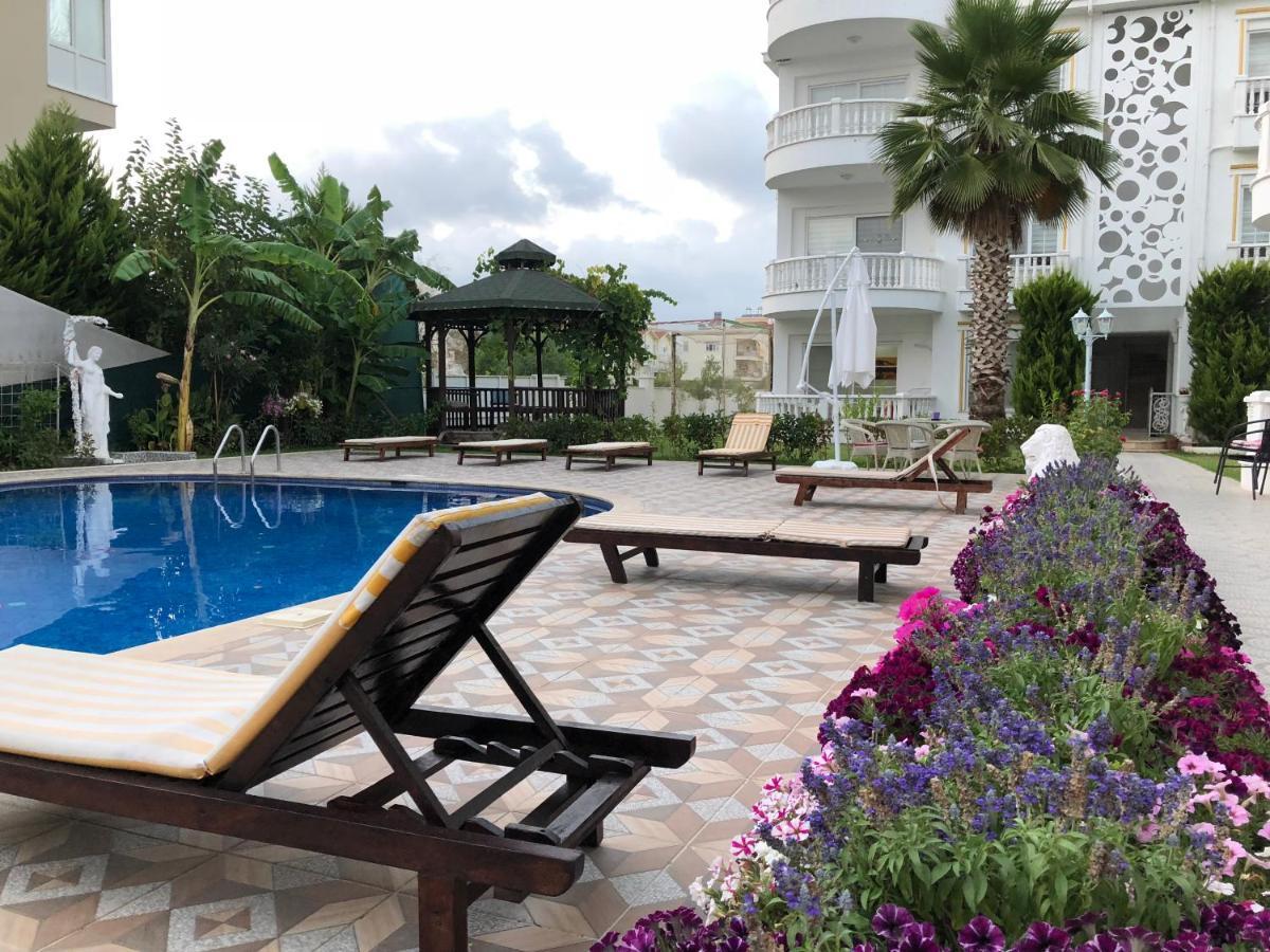 Apartament Belka Golf Luxury Poolside *