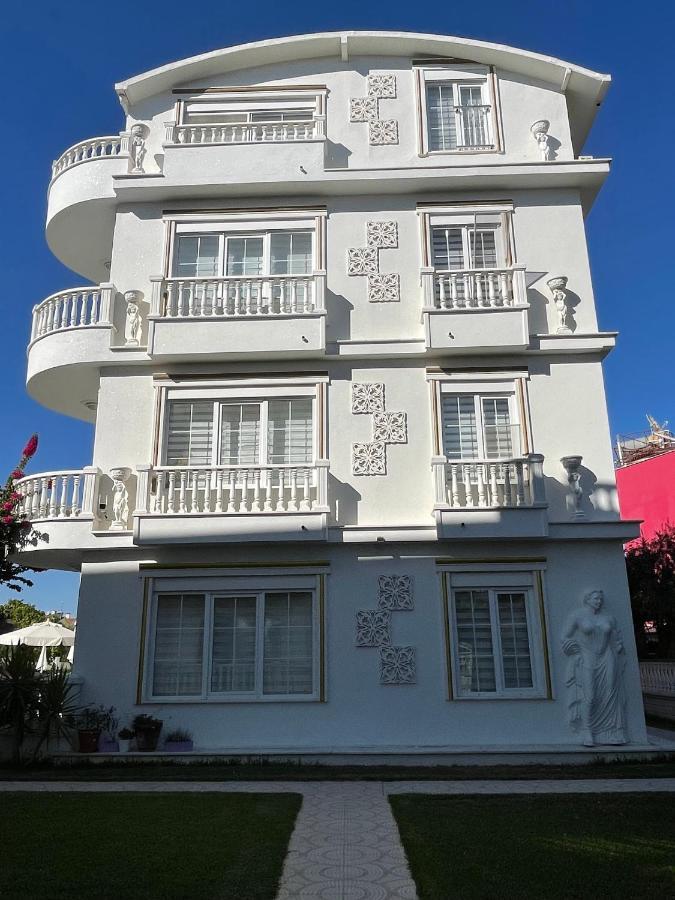 Apartament Belka Golf Luxury Poolside